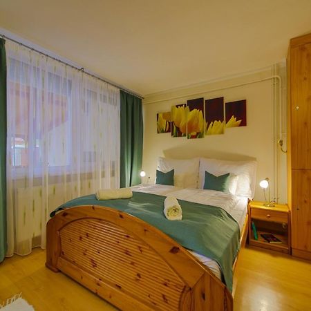Maria Apartman Hajdúszoboszló Exteriör bild